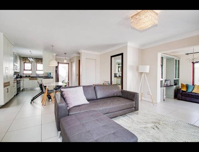 3 BEDROOM HOUSE FOR SALE IN BRYANSTON